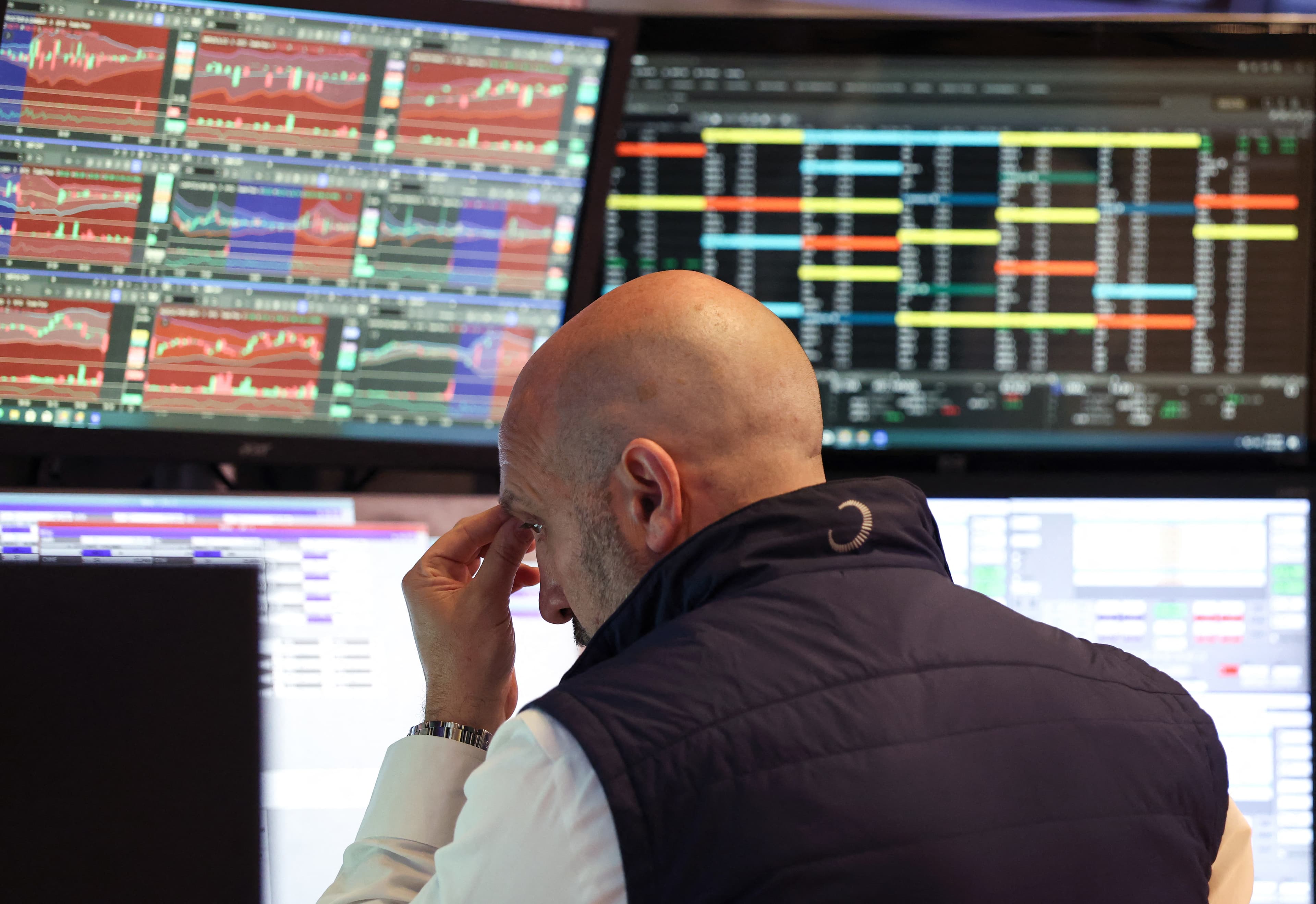Why is the Nasdaq falling? Wall Street tests AI and tech valuations