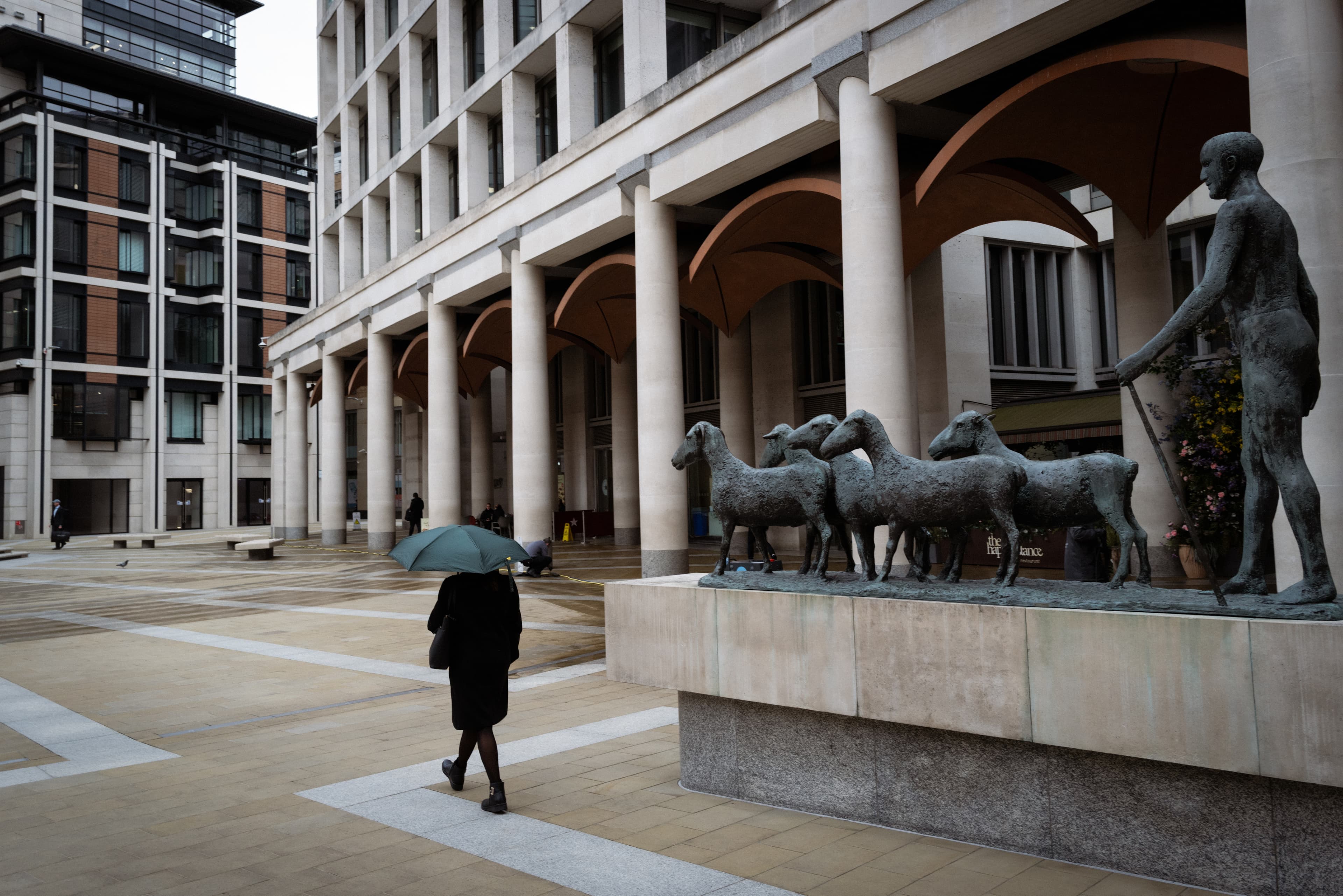 FTSE 100 treads water near 10,500 as UK inflation undershoots forecasts