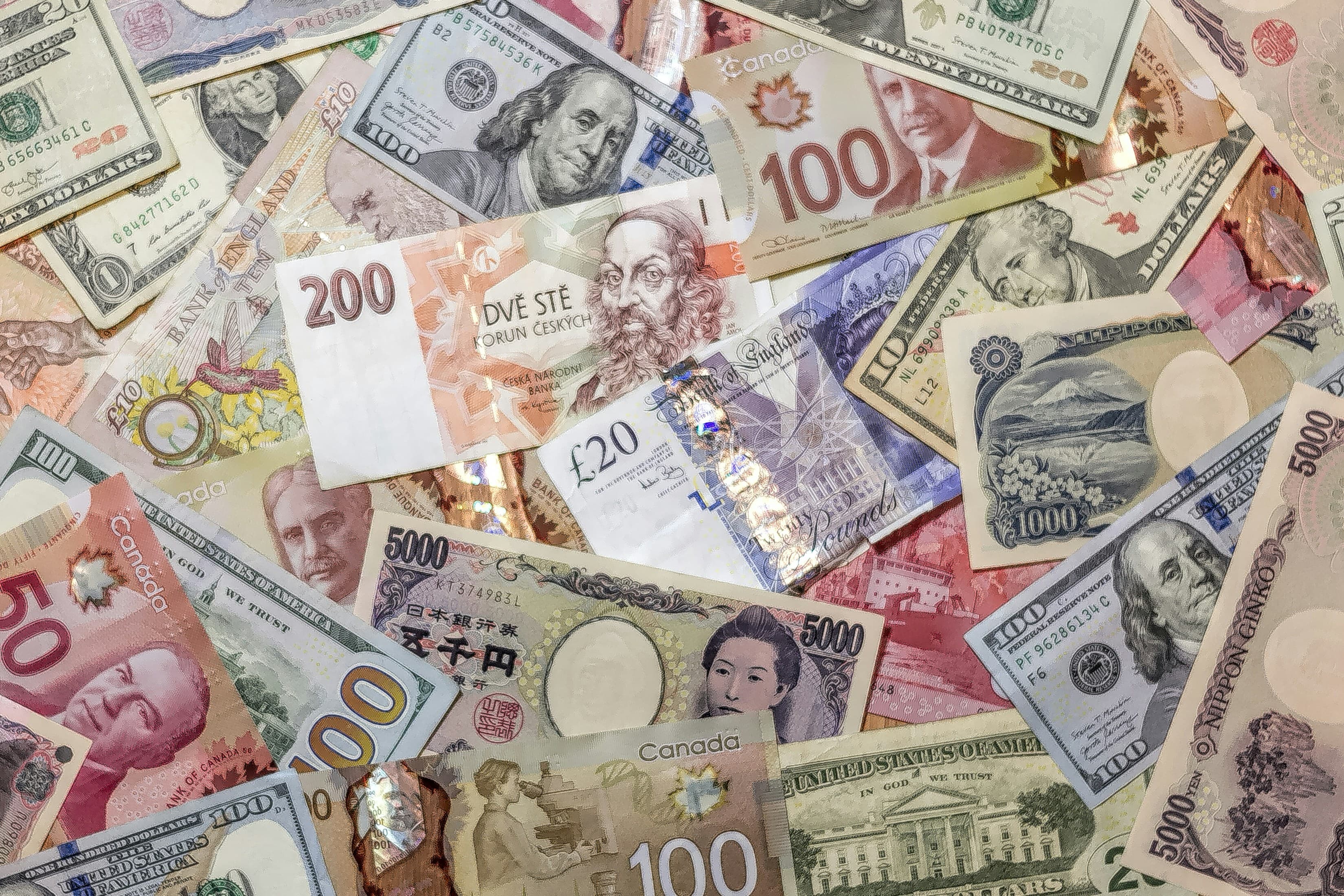 USD/JPY tests July 2024 high as rate expectations diverge